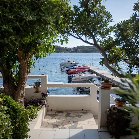 Beachfront With Seaview * Supetarska Draga