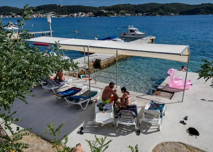 شقة Beachfront With Seaview